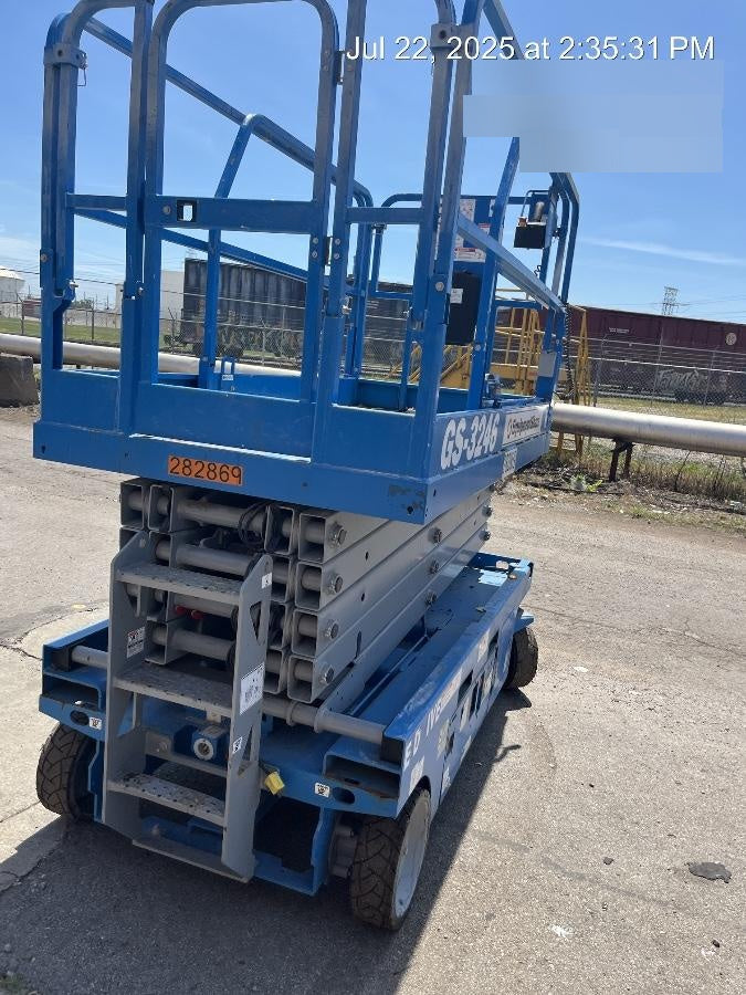 2022 GENIE GS-3246