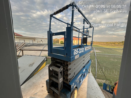 2022 GENIE GS-3232
