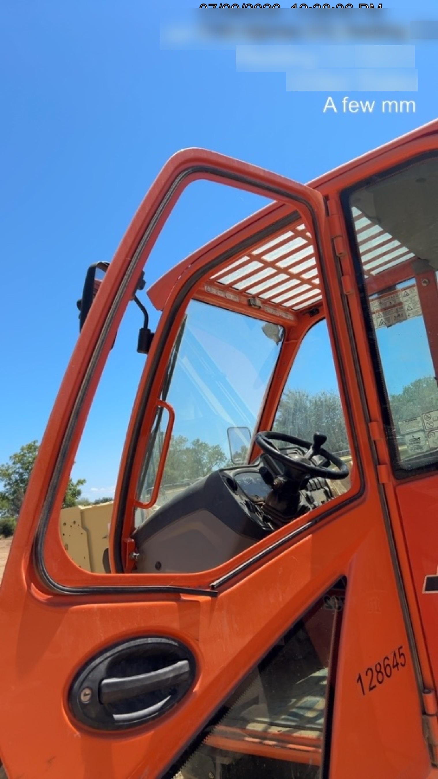 2021 JLG 1732