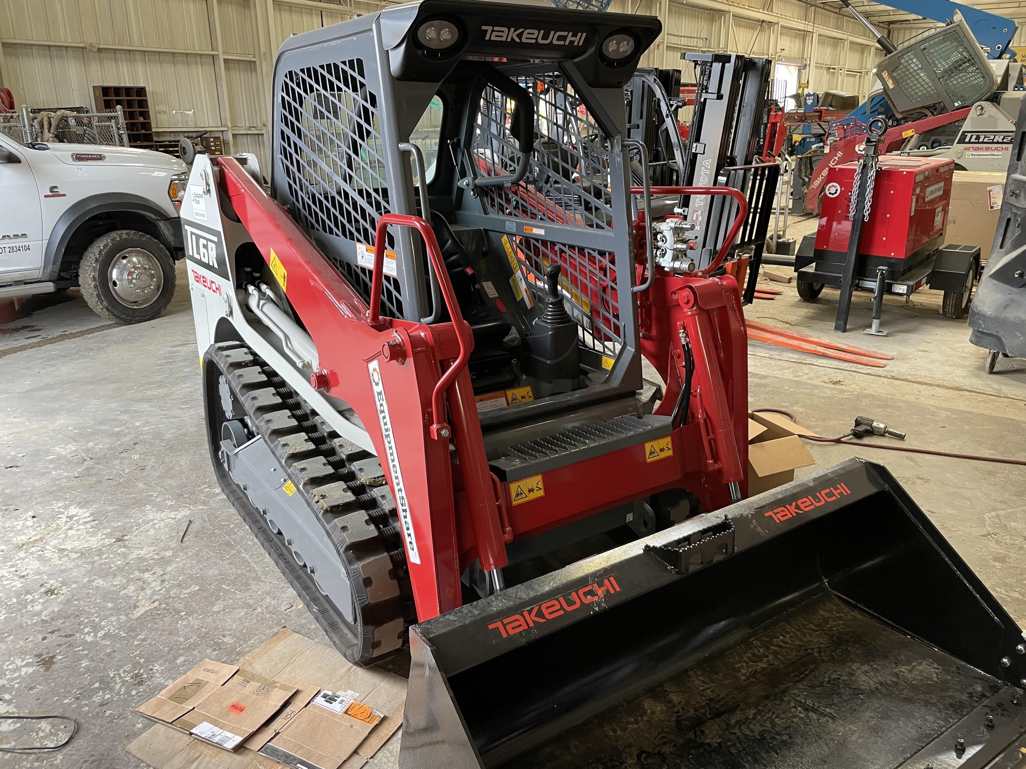 2022 TAKEUCHI TL6R