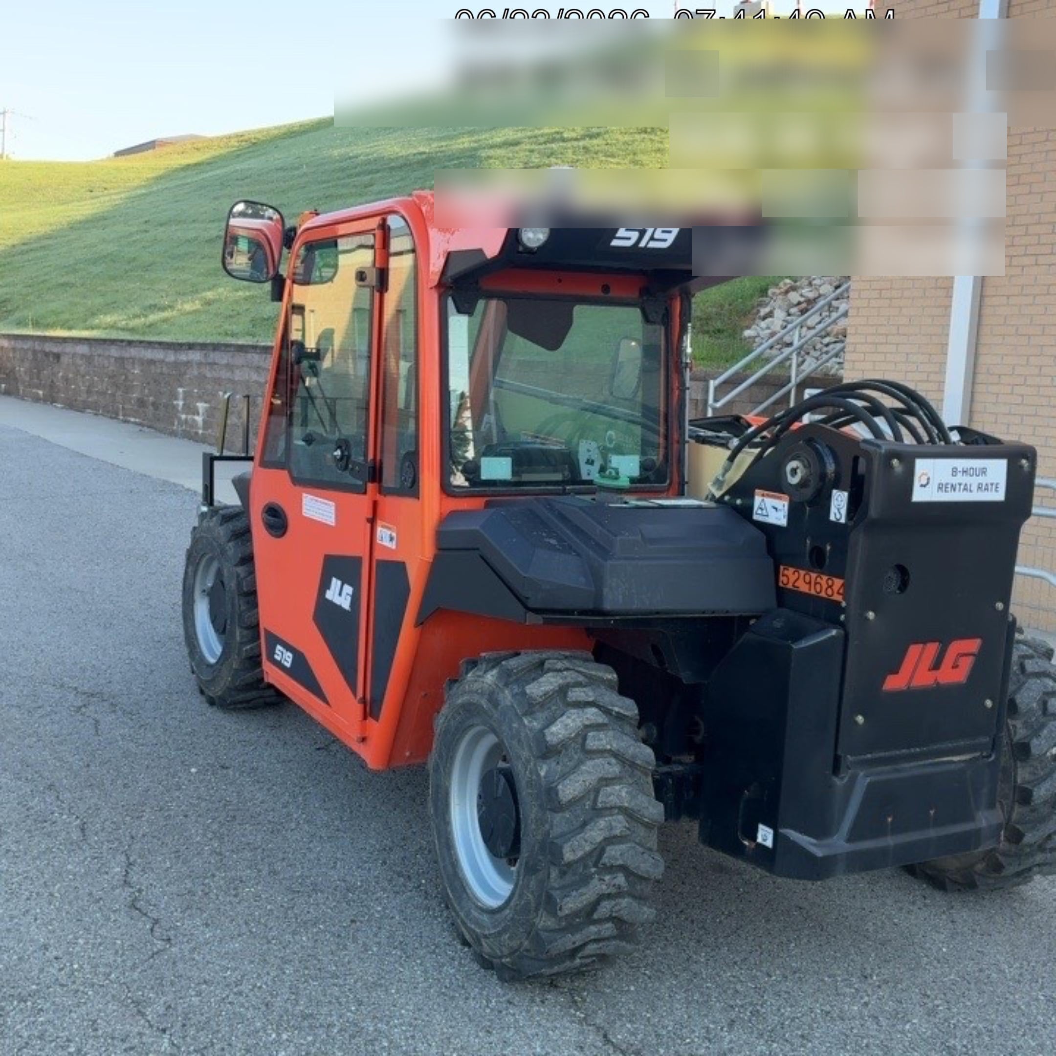 2025 JLG 519
