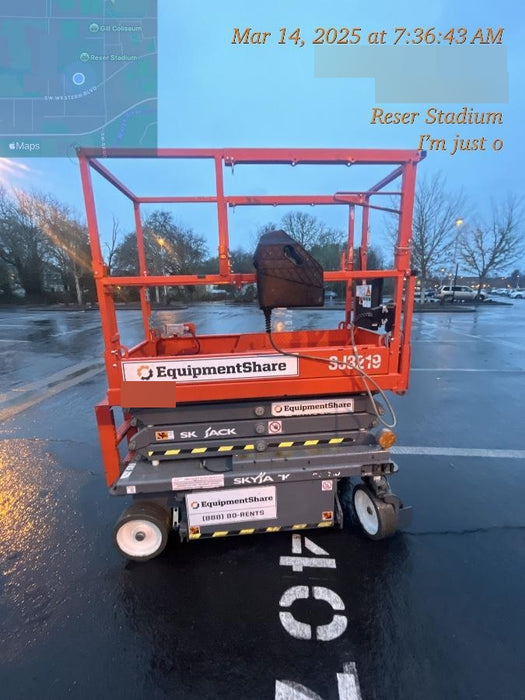 2020 Skyjack SJIII-3219 Solid NM Tires, Half height spring hinged entry gate, Dual Beacons, 800W Inverter