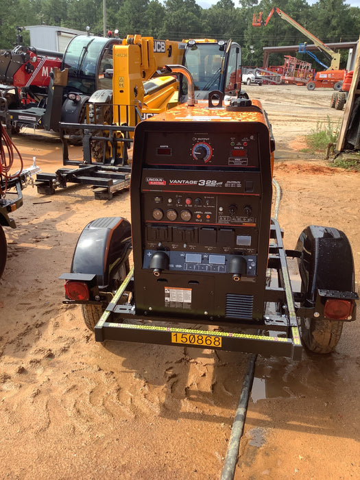 2021 Lincoln Electric Vantage 322 Vantage 322 Ready Pak 3 w/ Telematics & Decals, ORANGE (includes trailer, cable rack, fender light kit)