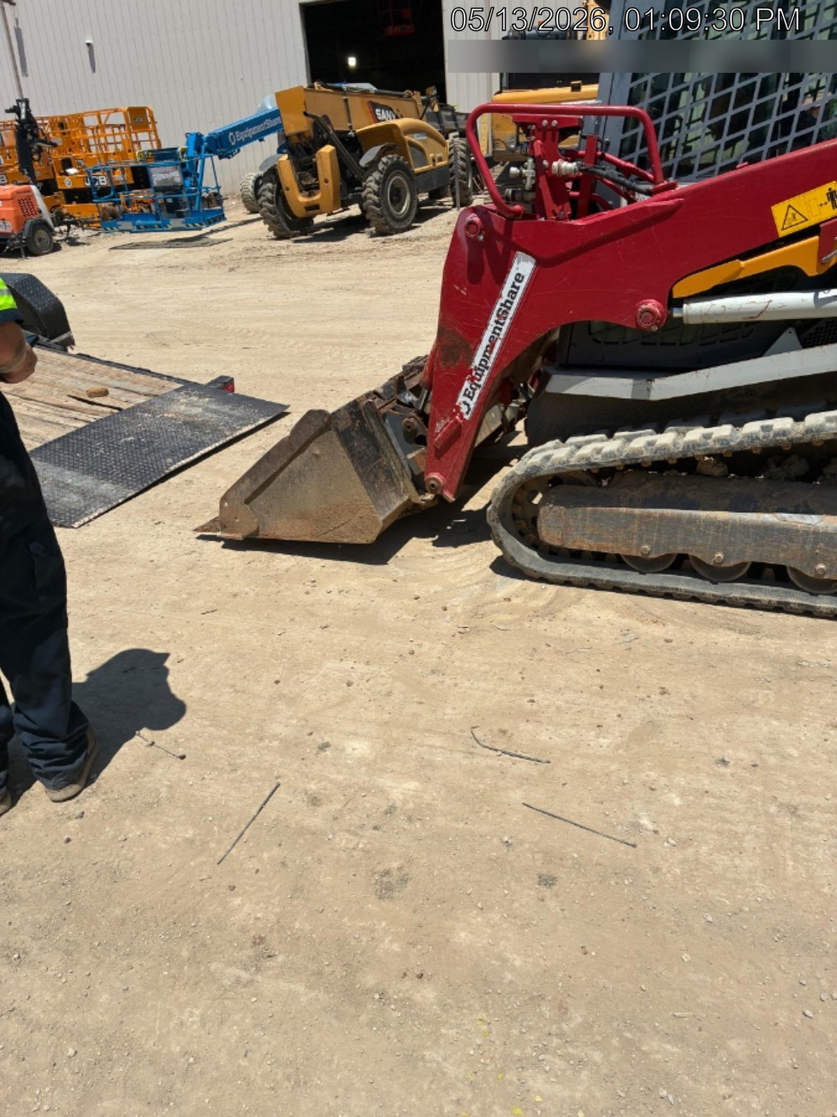 2021 TAKEUCHI TL6CR