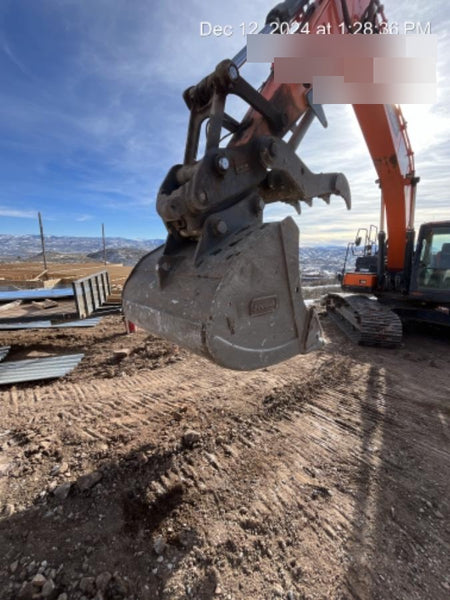 2020 DOOSAN 48" Excavator Bucket
