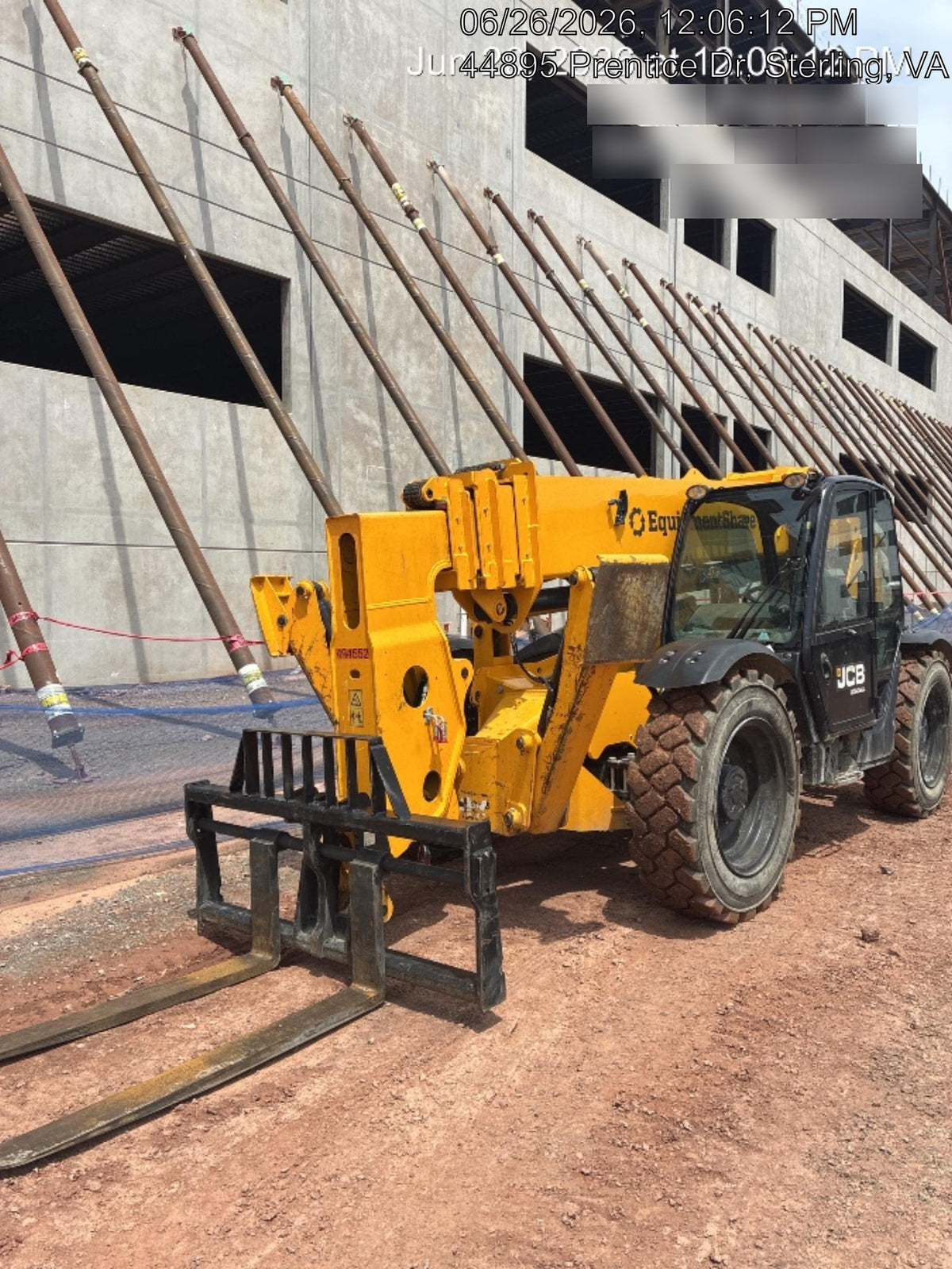 2025 JCB 512-56