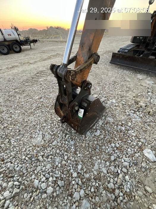 2015 CASE 24" Bucket - Case