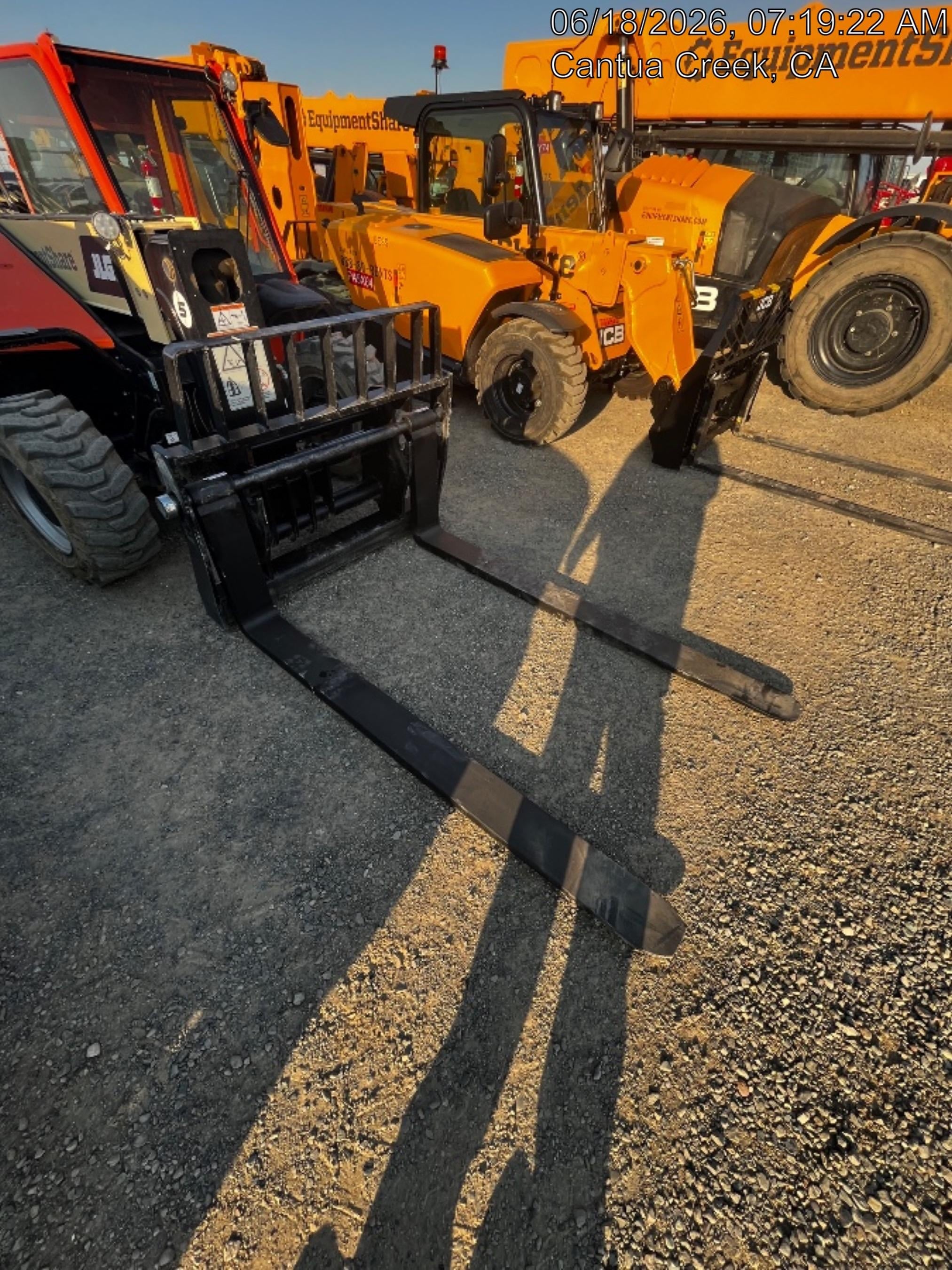 2025 JLG 519