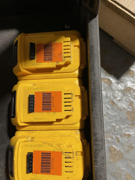 2022 DEWALT DCS374P2