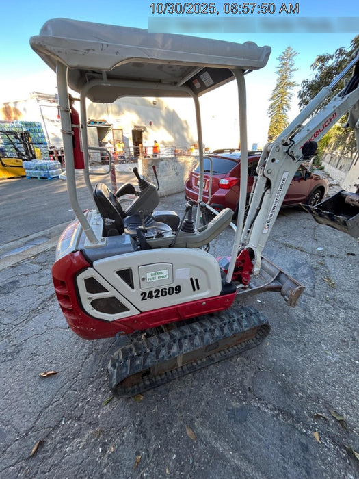 2021 TAKEUCHI TB216R