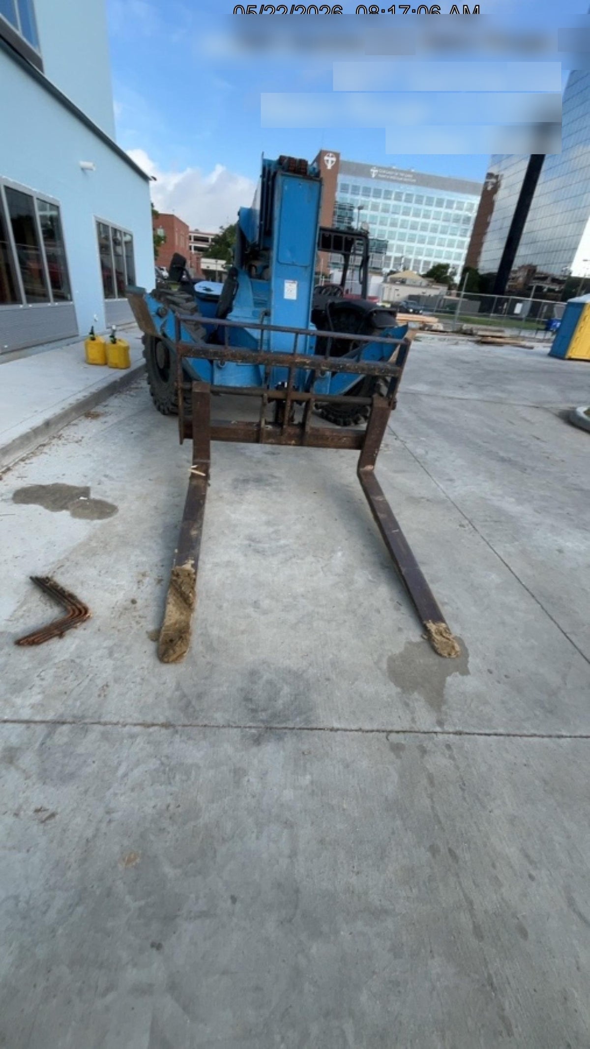2018 Genie GTH-1056 Genie GTH-1056 w/Open ROPS, Solid Tires, Work Light/Beacon, 60" Carriage and Forks