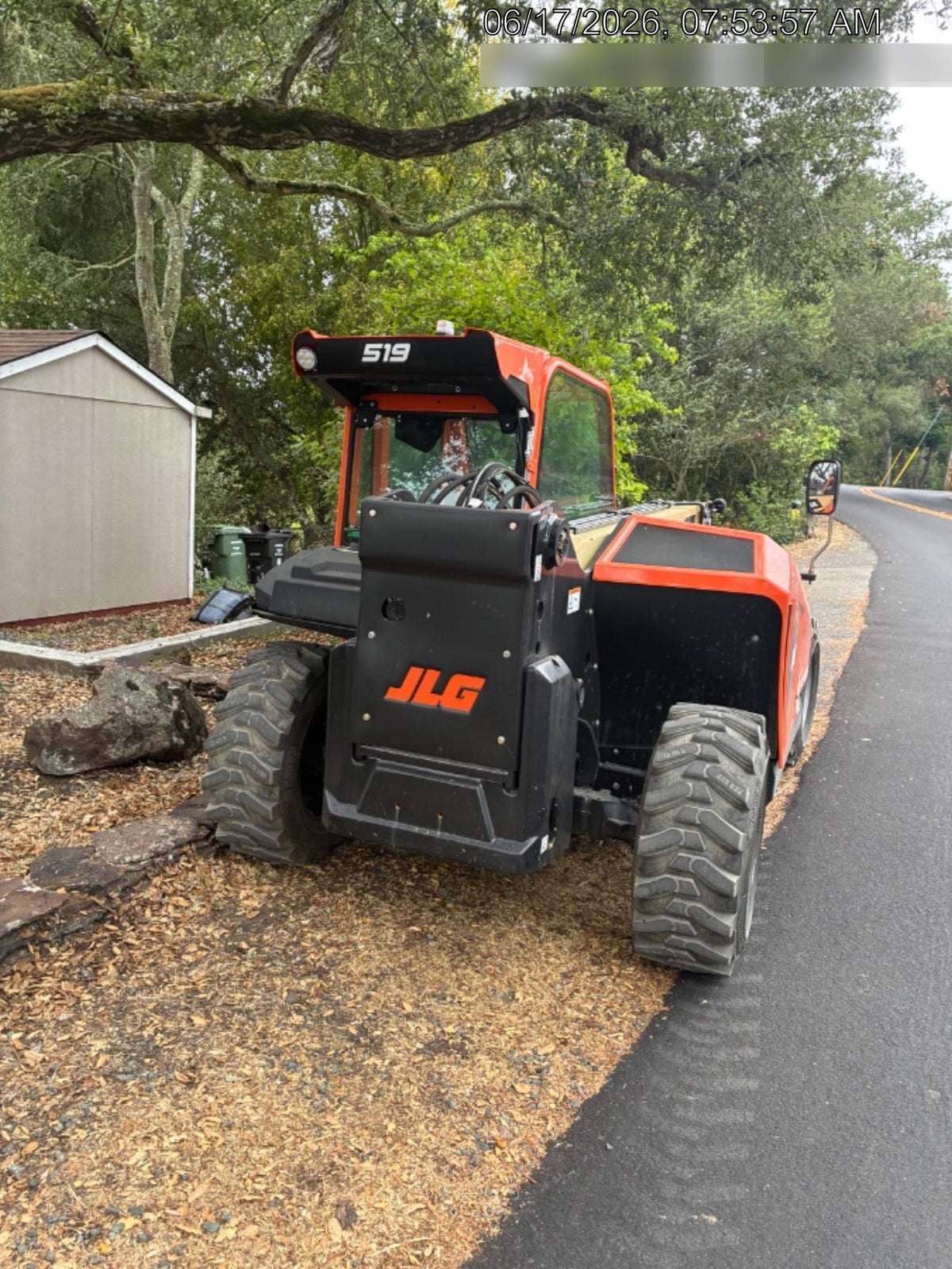 2025 JLG 519