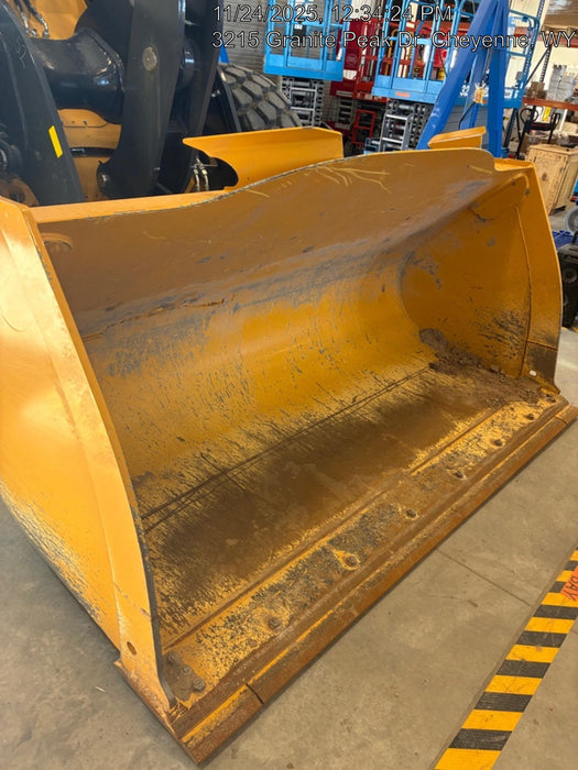 2025 JOHN DEERE 2.75 cu yd Wheel Loader Bucket - John Deere