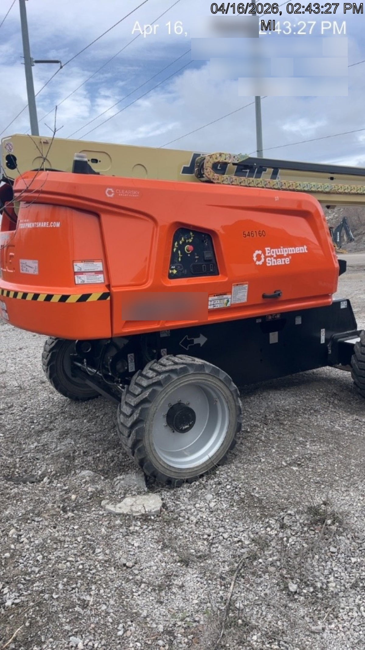 2025 JLG 660SJ