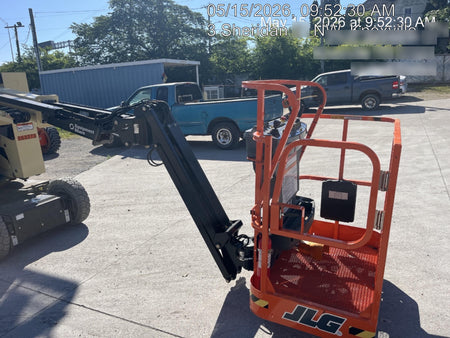 2025 JLG E300AJP
