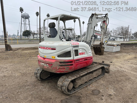 2021 TAKEUCHI TB250-2