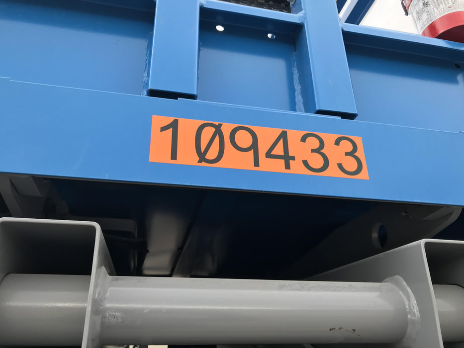 2020 Genie GS-2632 Solid NM Tires, Folding Rails with Half-Height Swing Gate, Beacon