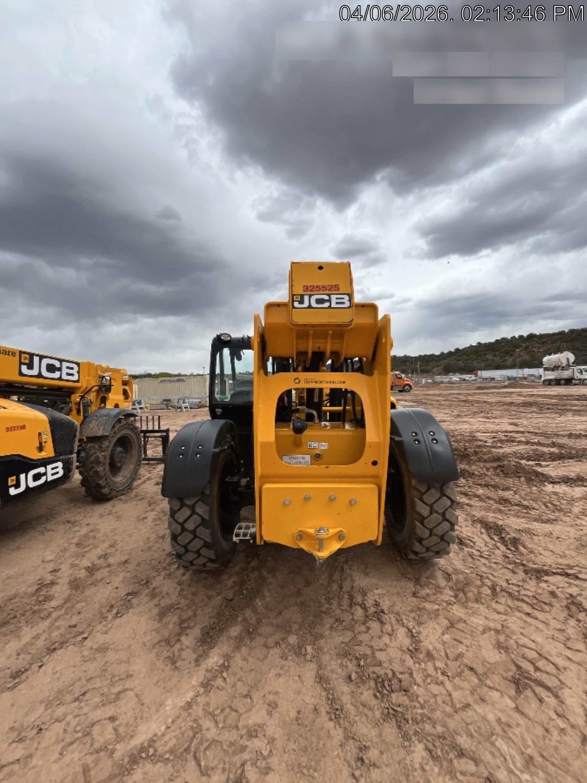 2023 JCB 509-42