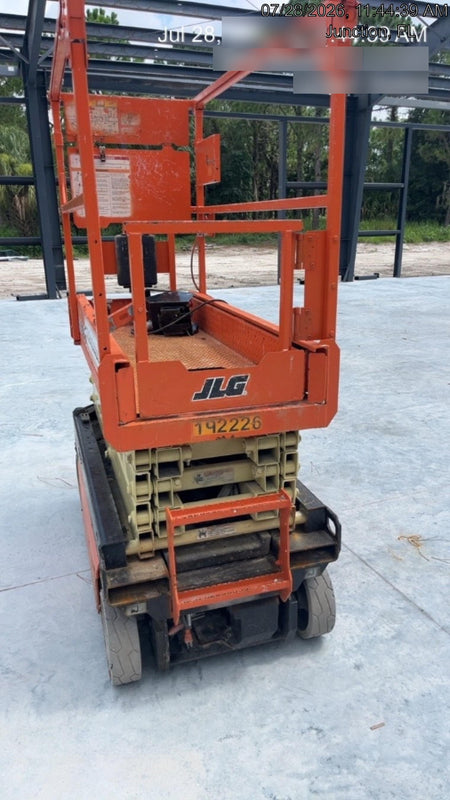 2021 JLG ES1932