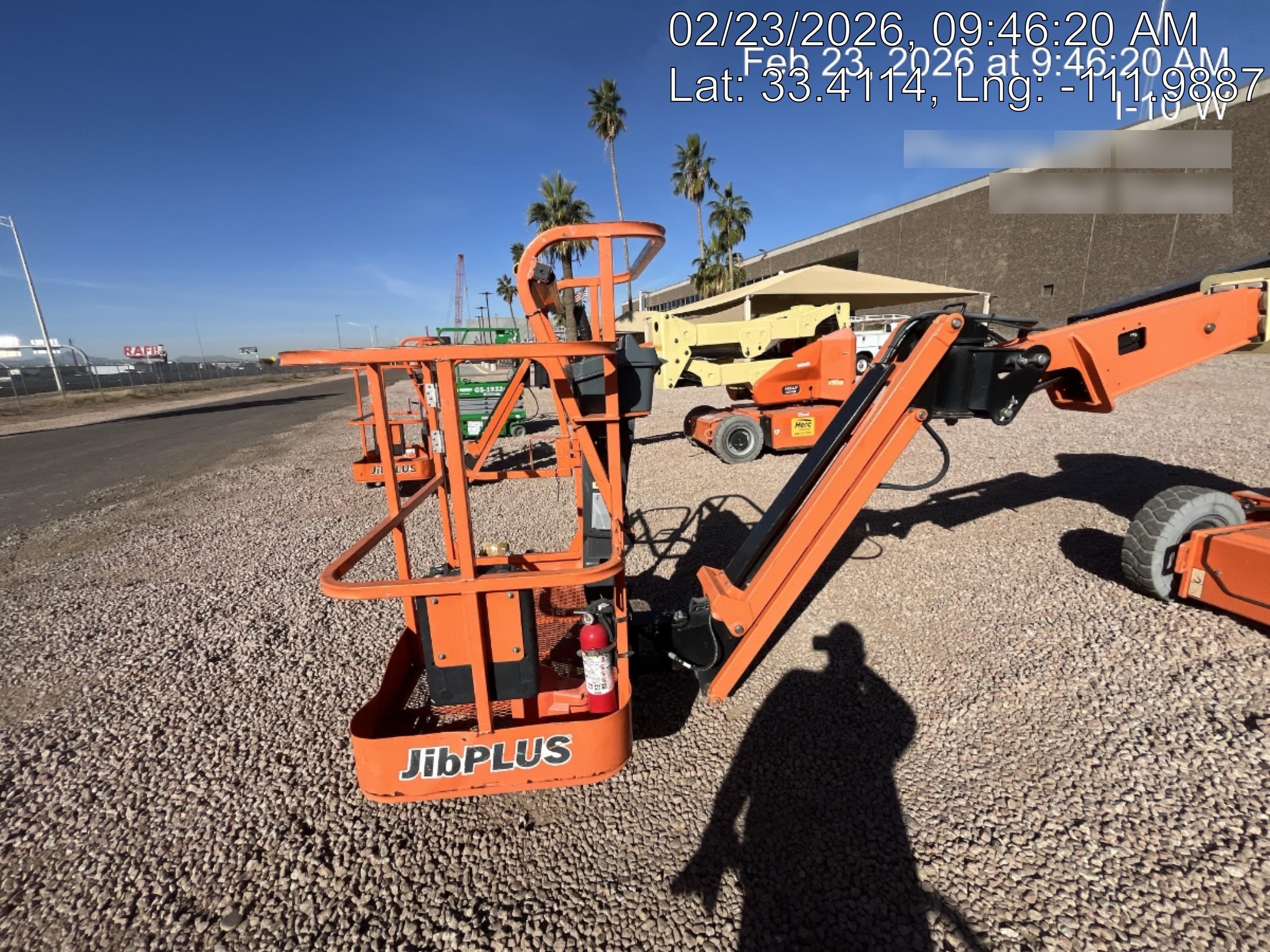2019 JLG E300AJP