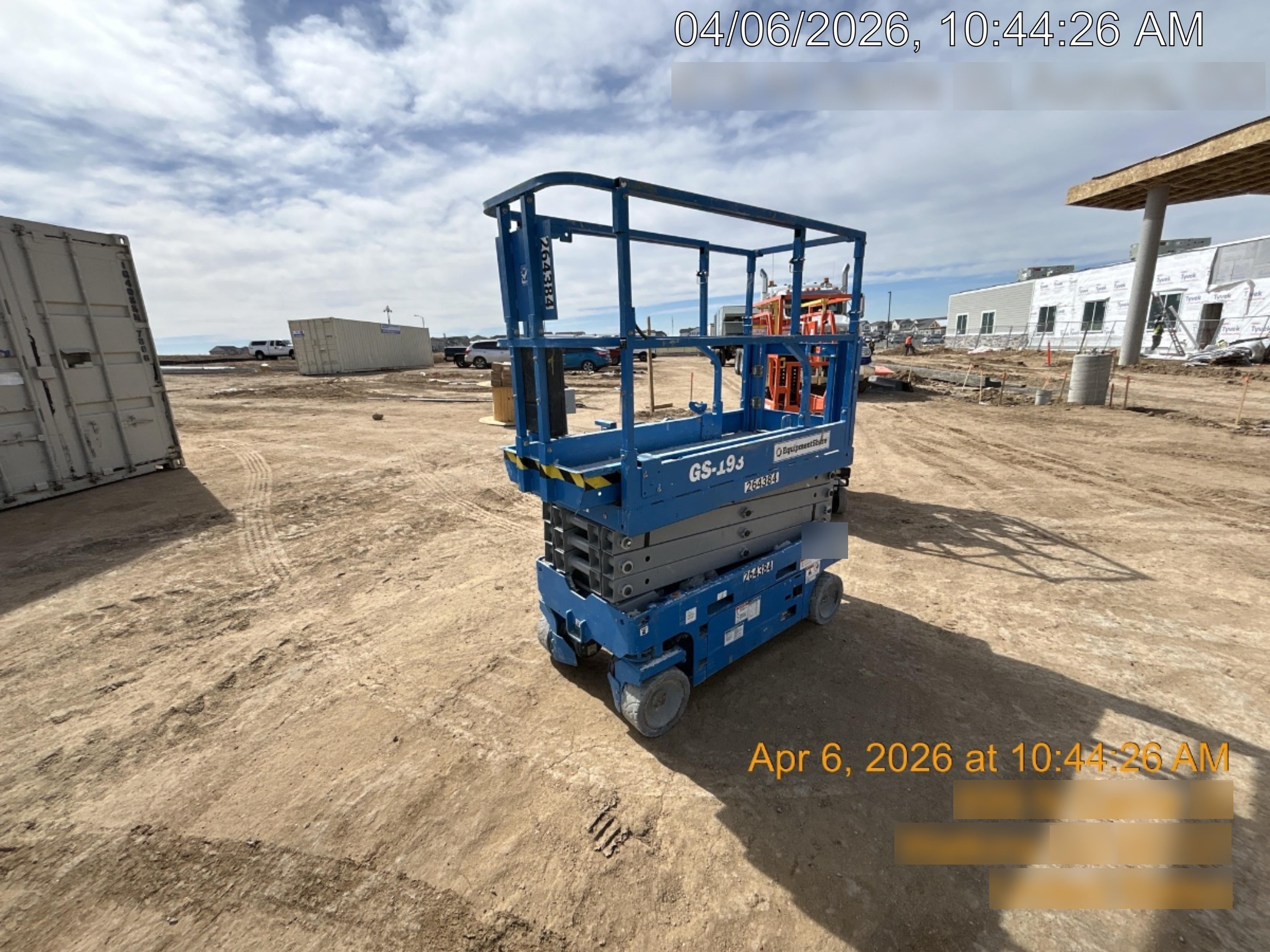 2023 GENIE GS-3232