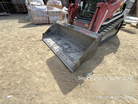 2025 TAKEUCHI 76" Smooth Bucket - Takeuchi