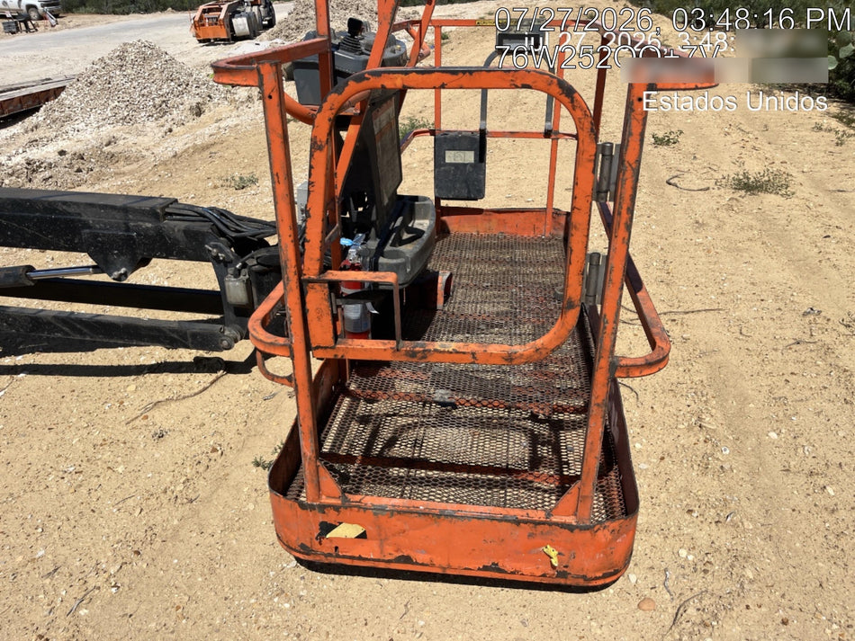 2023 JLG 860SJ