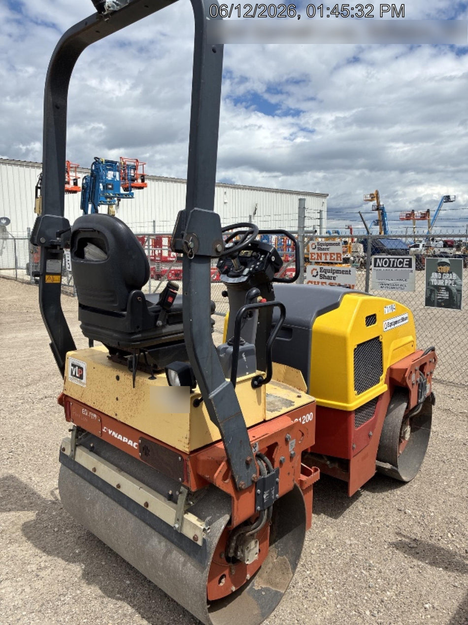2011 DYNAPAC CC1200