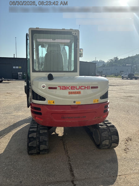 2025 TAKEUCHI TB250-2CR