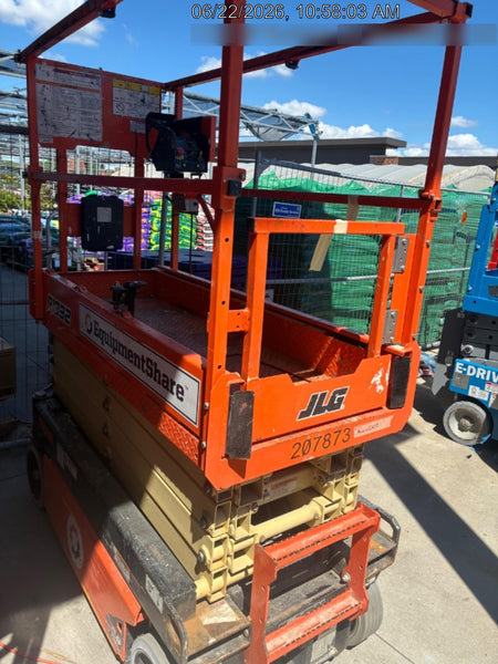 2022 JLG R1932