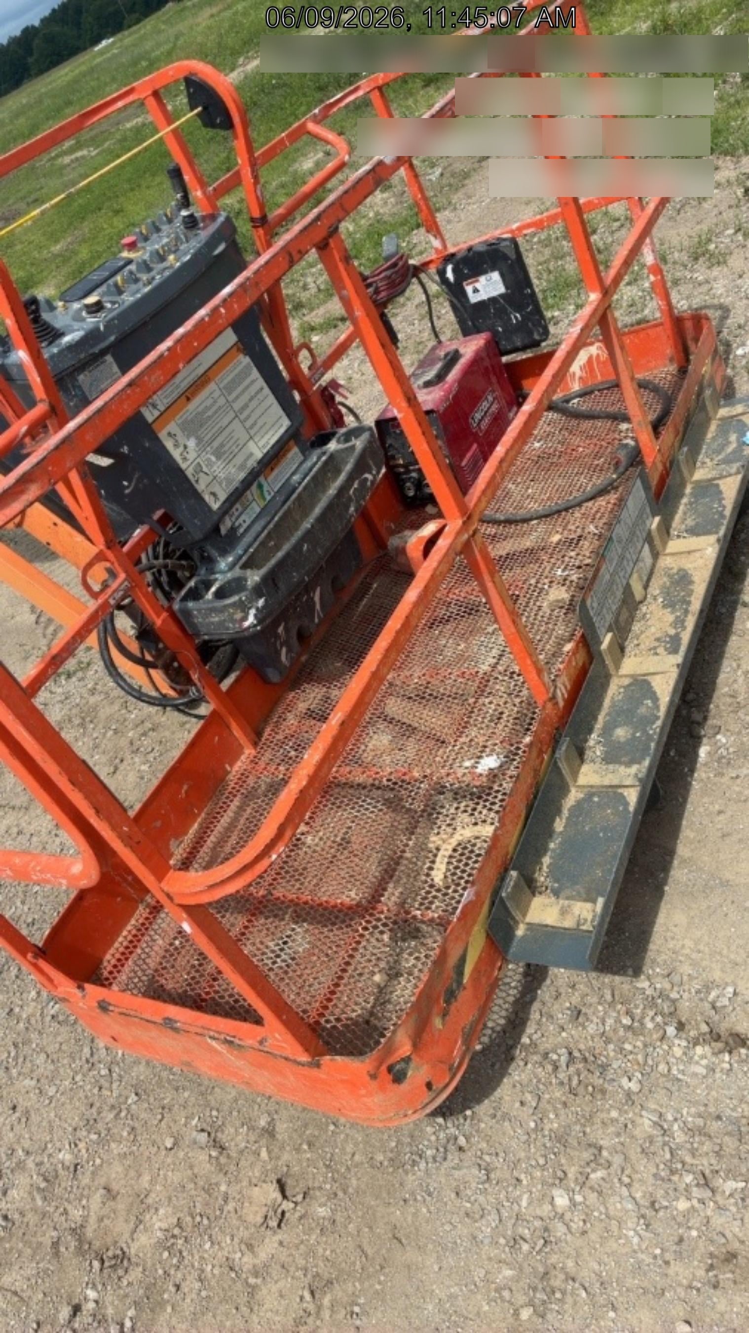 2022 JLG 660SJ