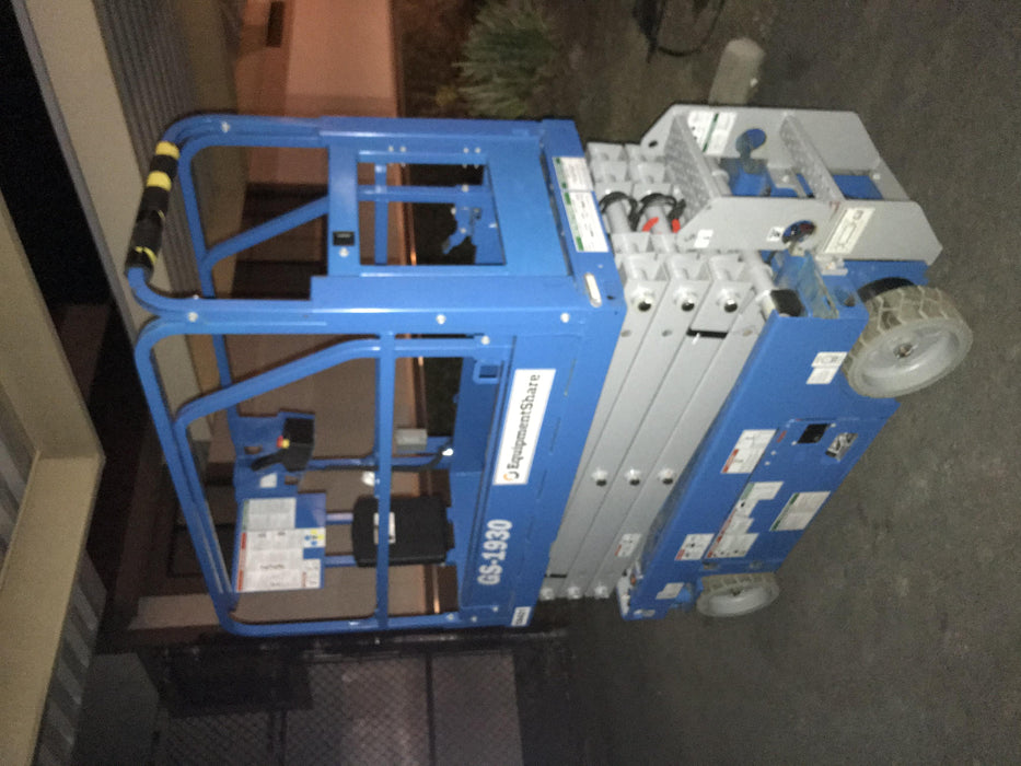 2019 Genie GS-1930 Half Height Swing Gate, 800W Inverter