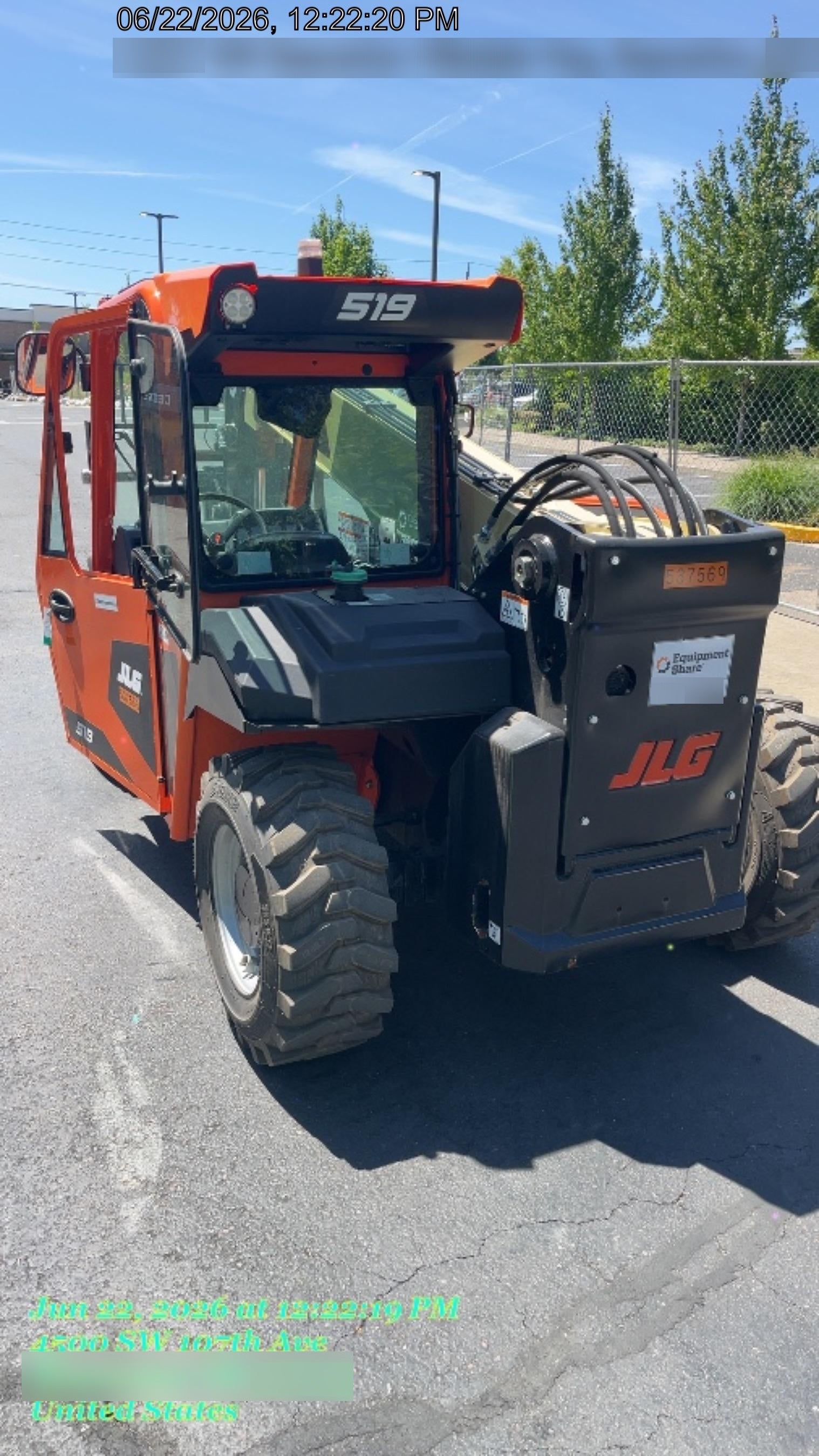 2025 JLG 519