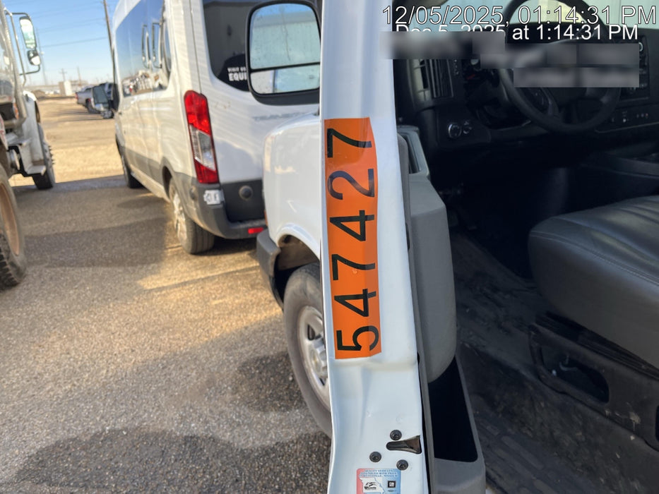 2024 CHEVROLET Express Van - Rental