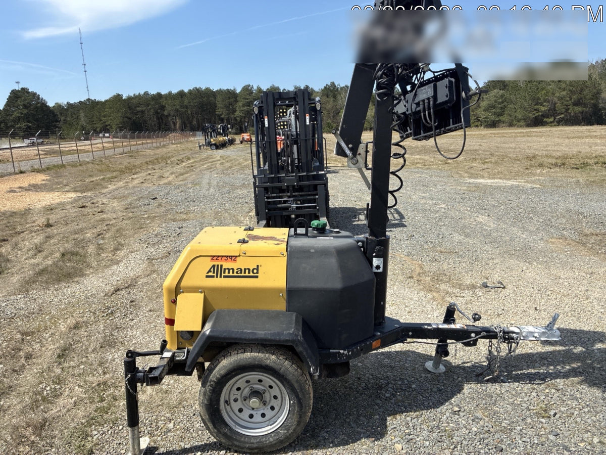 2022 Allmand NLV3GR (4) LED Light Fixture 350W, 23' Vertical Mast, 3kW Prime, Towable, Deep Sea L401, Leveling Jacks, Yanmar T4F 5.8hp