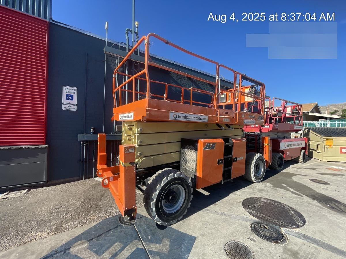 2020 JLG 430LRT