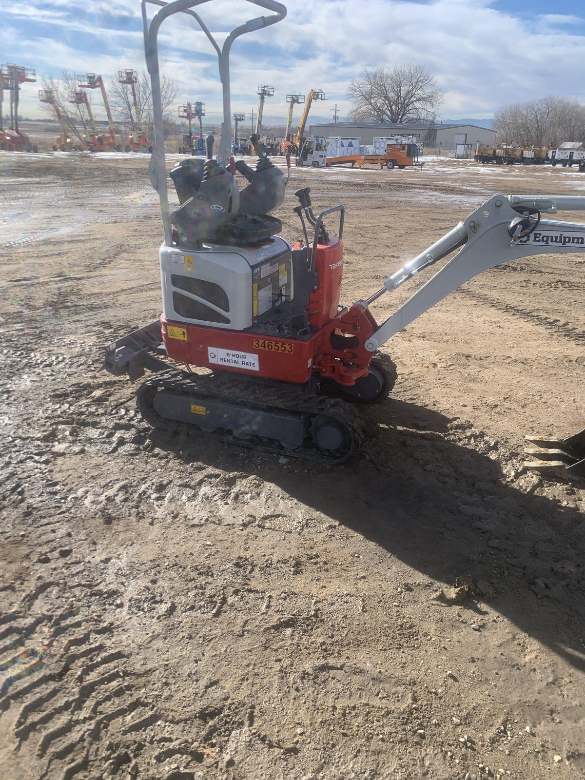 2023 TAKEUCHI TB210R