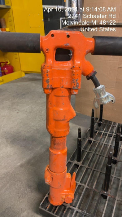 2023 MICHIGAN PNEUMATIC ES-TPB30-1-TRACKER