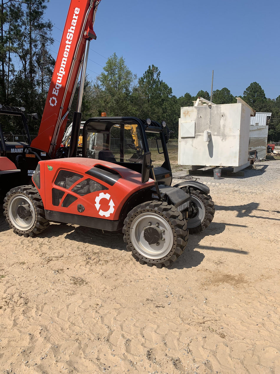 2020 Manitou MTA5519 Canopy, Solid Tires, Work Lights, Beacon, Aux Hydraulics, Back up Alarm, Mirrors, ES Keypad
