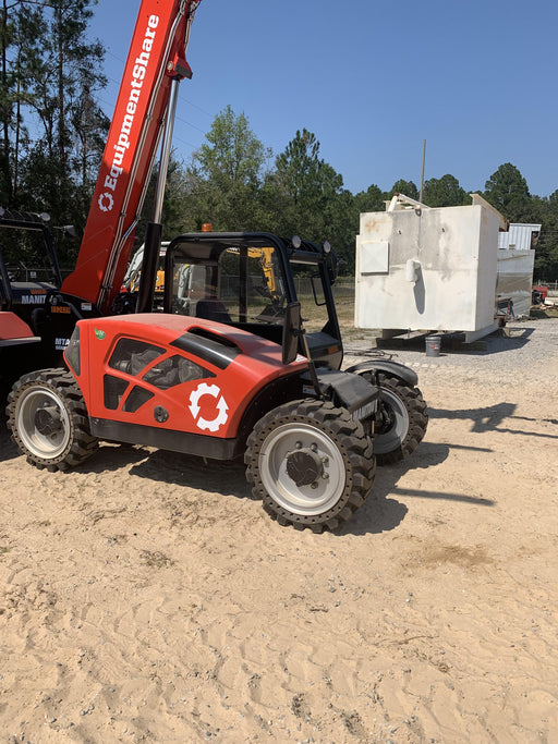2020 Manitou MTA5519 Canopy, Solid Tires, Work Lights, Beacon, Aux Hydraulics, Back up Alarm, Mirrors, ES Keypad