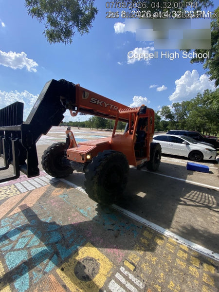 2018 Skytrak 8042 JLG Skytrak 8042, Solid Tires (shipping-Boss), Open ROPS, Beacon and Work Light Package