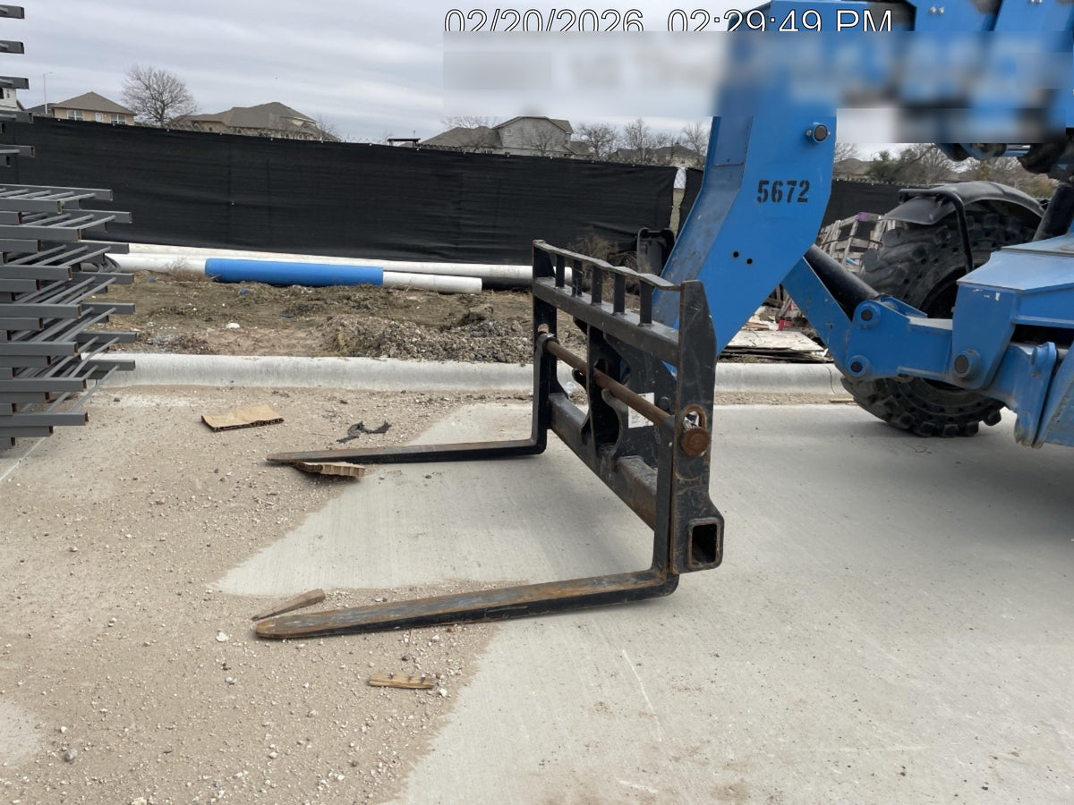 2017 Genie GTH-1056 Genie GTH1056, Solid Tires, 60" carriage, Open ROPS