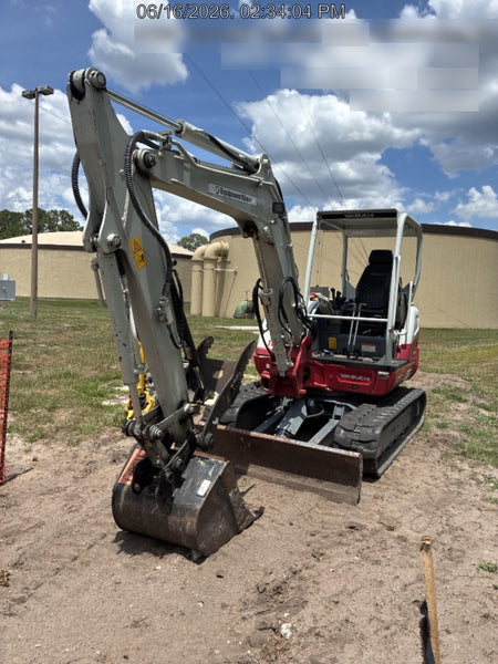 2023 TAKEUCHI TB250-2R