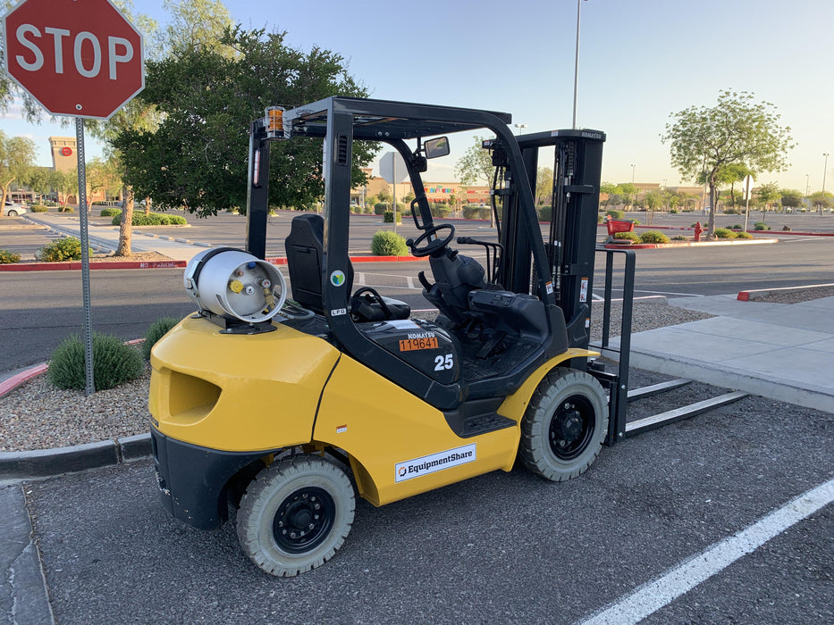 2020 KOMATSU FG25T-16