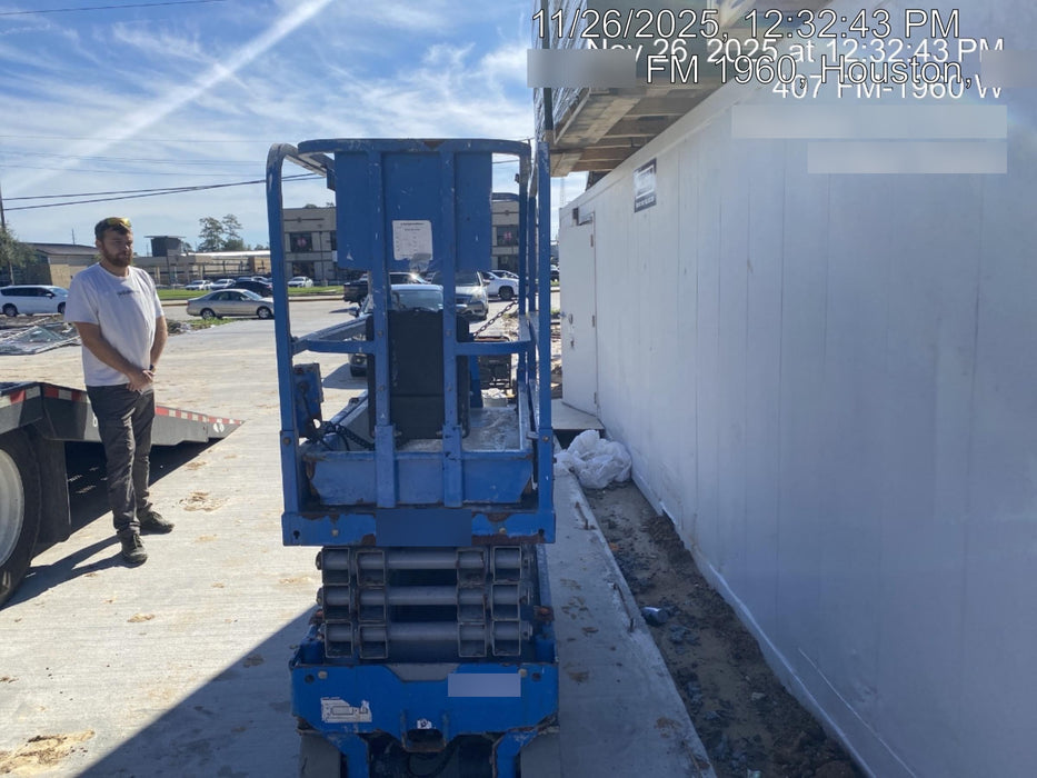 2019 Genie GS-1930 Fixed Rails with Chain Entry