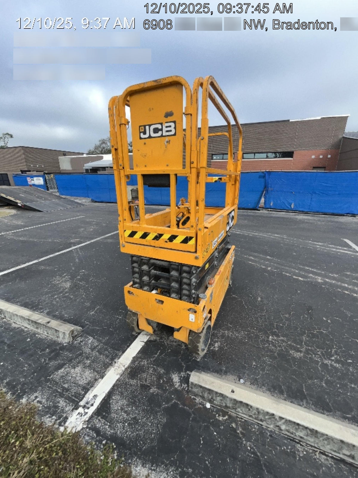2023 JCB S1930E