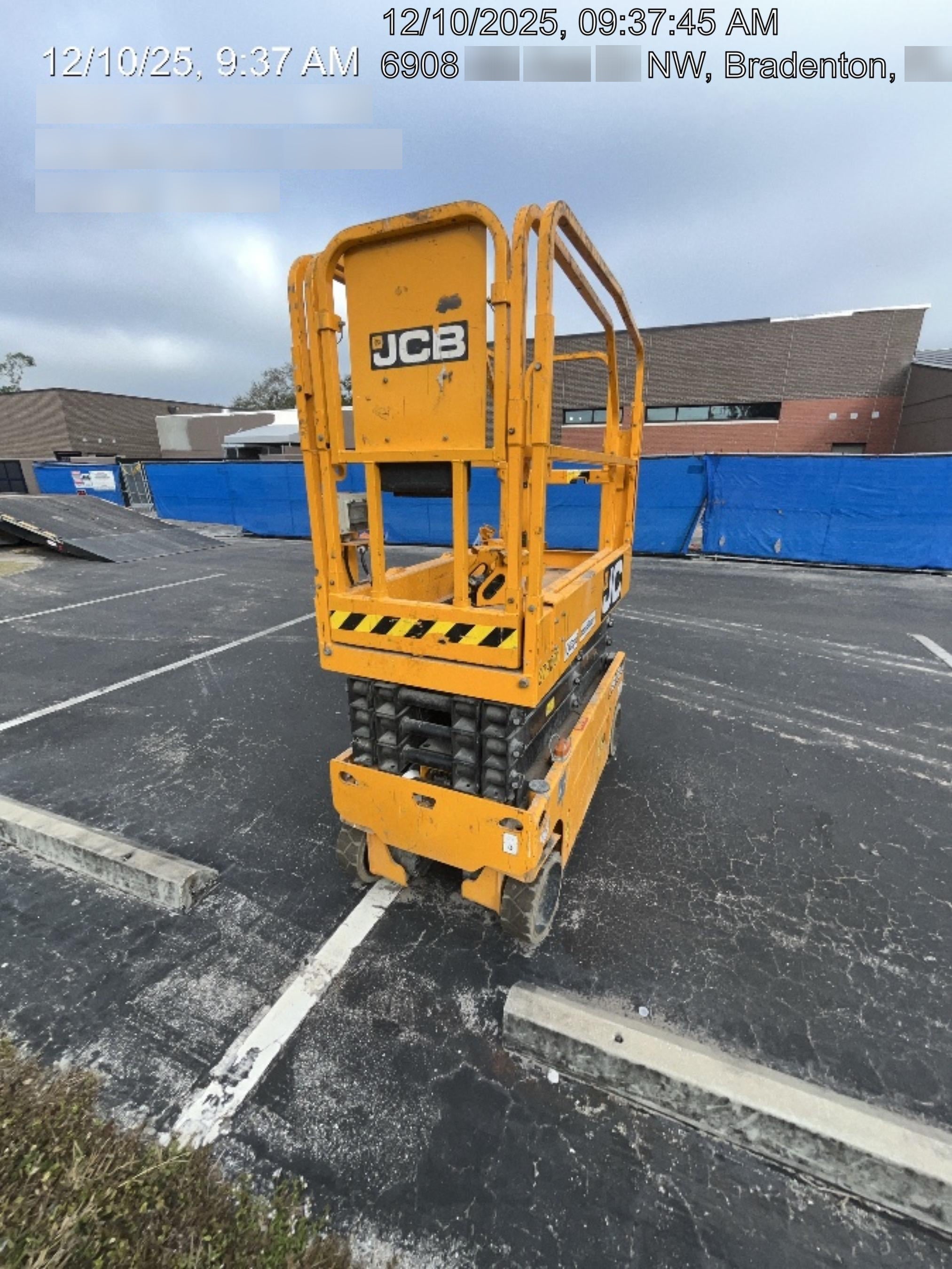 2023 JCB S1930E