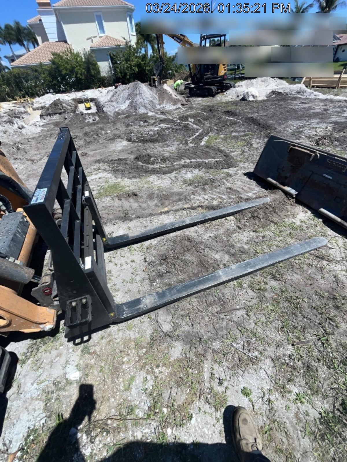 2026 ARROW MATERIAL HANDLING 72" Pallet Forks - Arrow