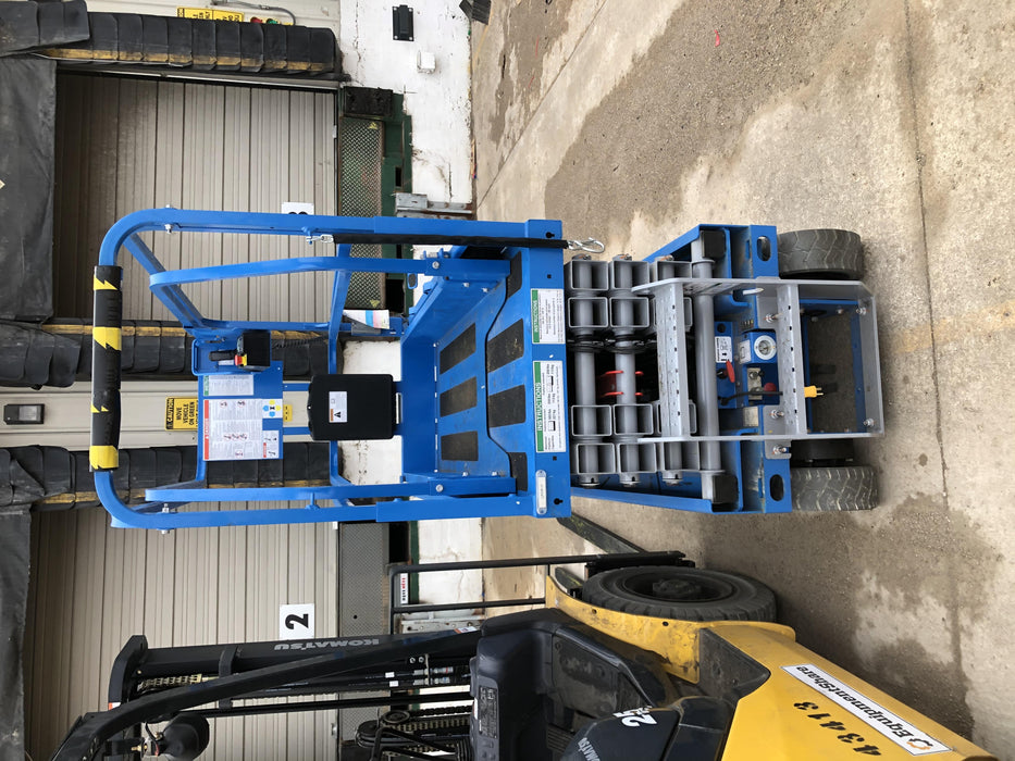 2019 Genie GS-1930 Fixed rails with chain Entry