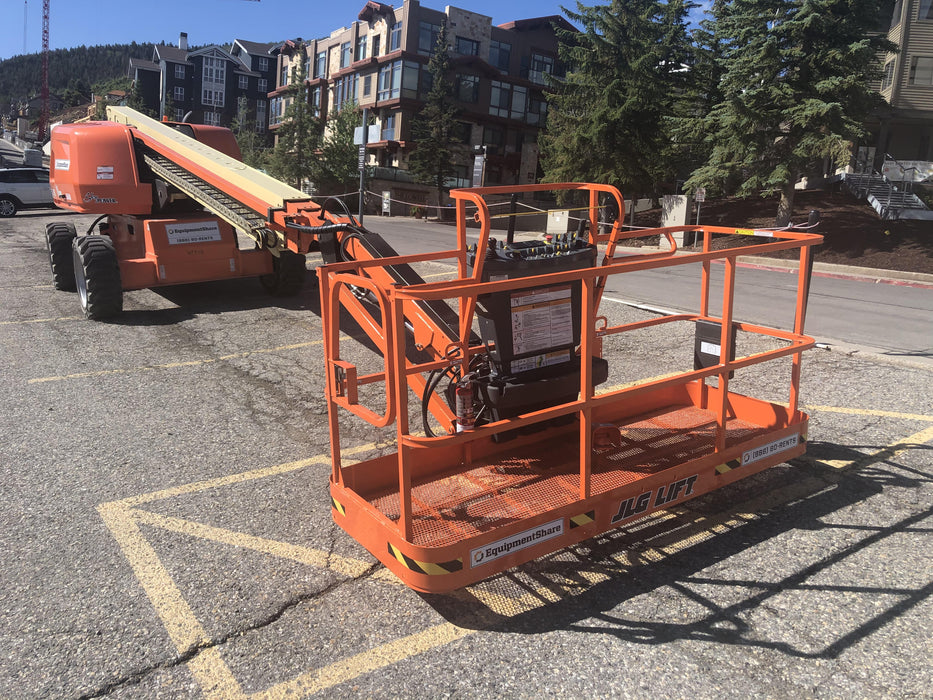 2020 JLG 660SJ